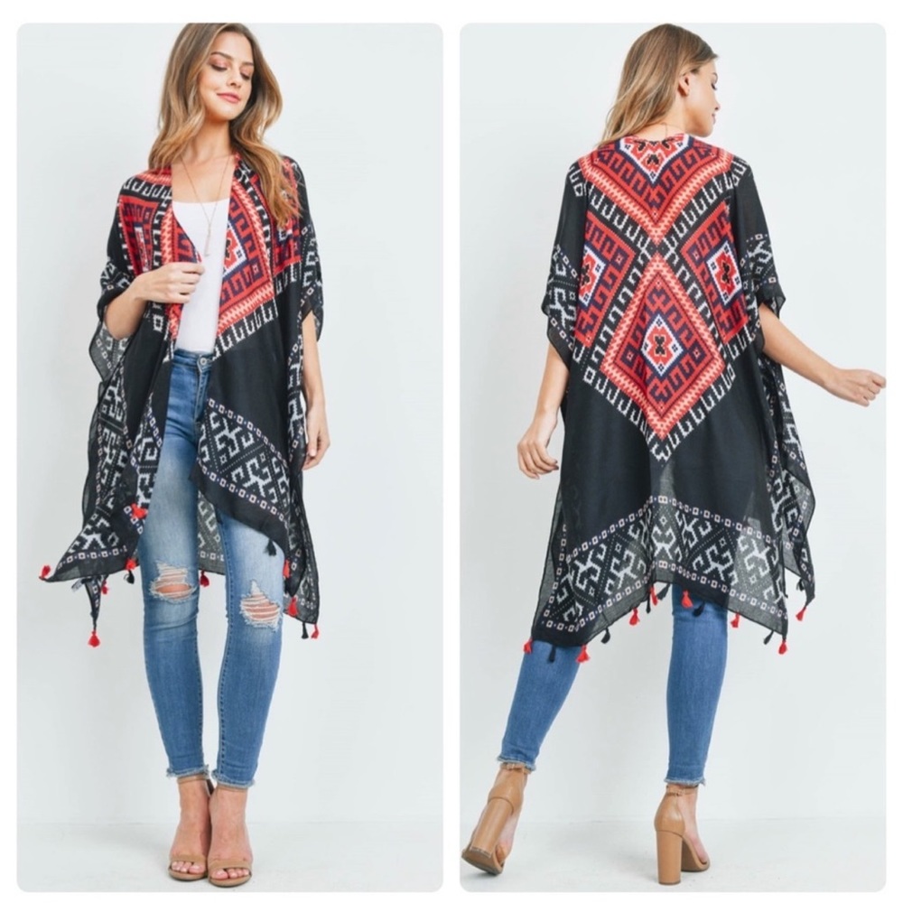 SALE! 💟 One Size Boho Summer Kimono Black & Red Pattern with Tassels ☮️